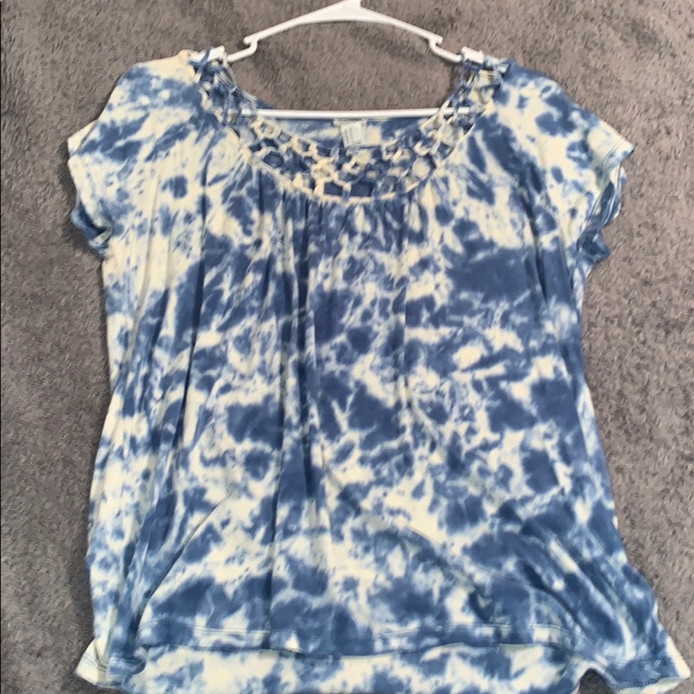 Forever 21 T-Shirt